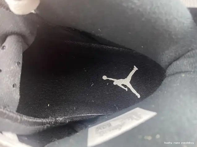 Rep Husky Retro 6 384664-101 Oreo Jordan 0428